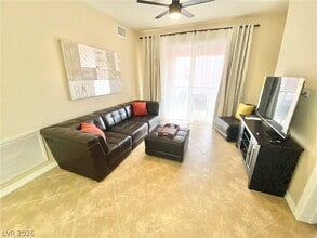 Building Photo - 39 E Agate Ave