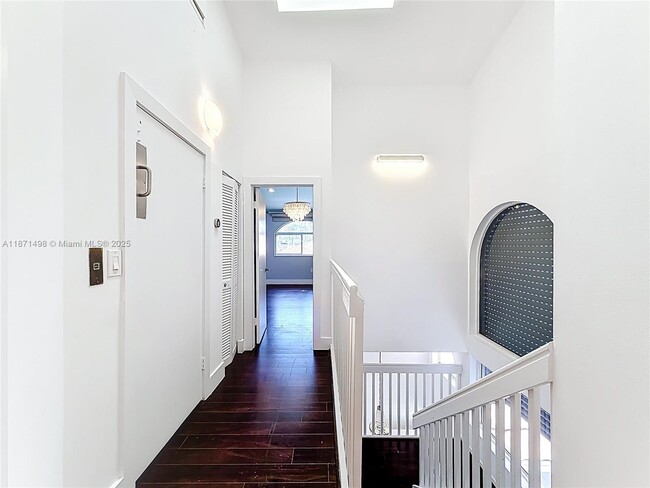 Building Photo - 3769 NE 209th Terrace