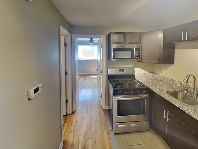 Building Photo - Lantern Square Apartments-A3