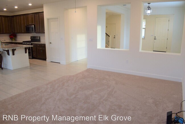 Building Photo - 4 br, 3 bath House - 9303 Chiffonade Way