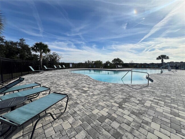 Building Photo - 1143 Cambridge Dr