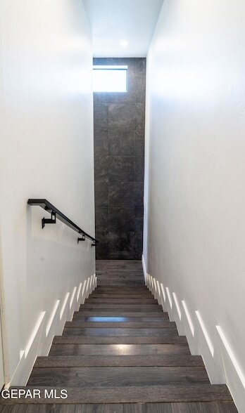 Building Photo - 1029 Calle Parque Dr
