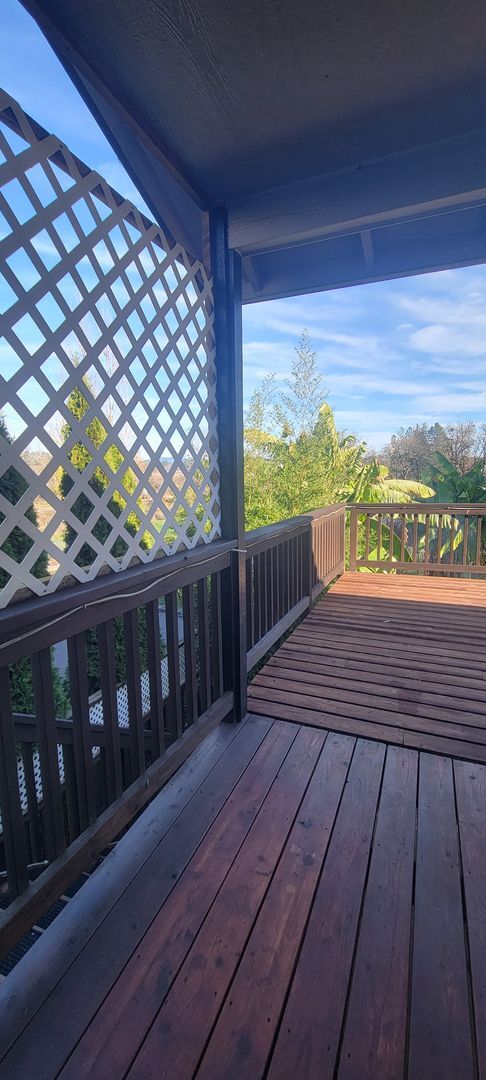 Building Photo - 125 S Ash St