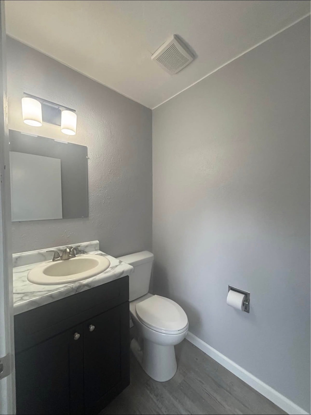 Building Photo - 2125 Kilps Dr