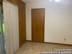 Building Photo - 801 Timber Dr