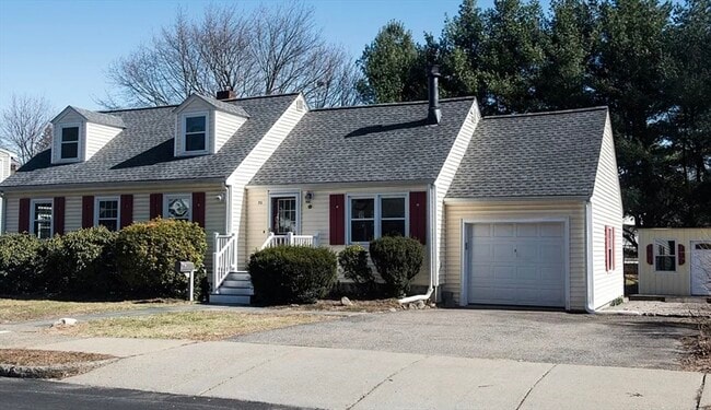 Building Photo - 71 Elinor Rd