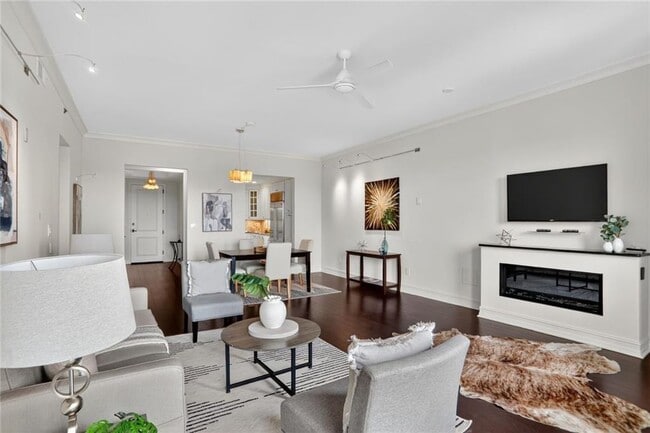 Building Photo - 2233 Peachtree Rd NE