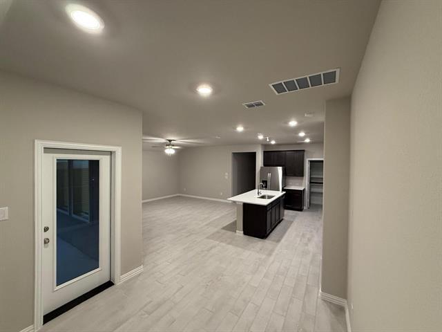 Building Photo - 3921 River Rock Ave