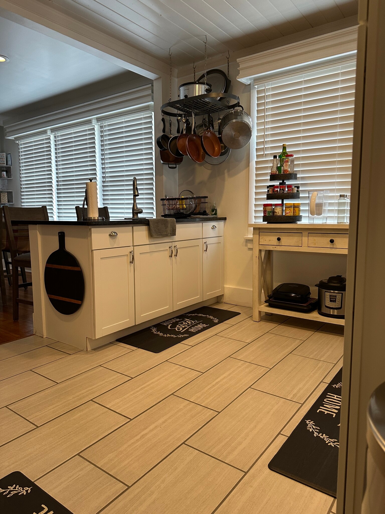 Kitchen - 3342 Bookman Ave