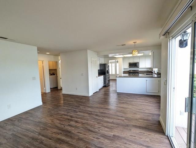 Building Photo - 649 Montage Rd