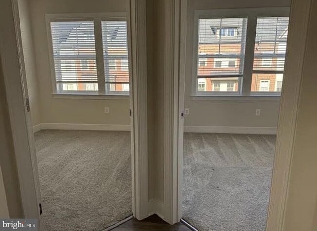 Building Photo - 136 Bleeker Pl