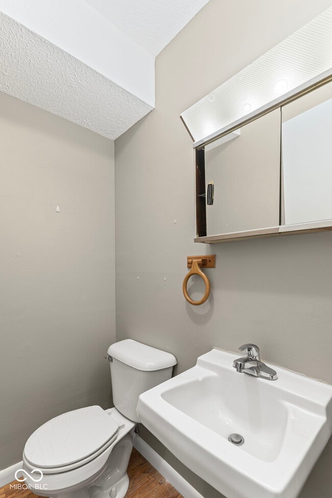 Building Photo - 420 S East St