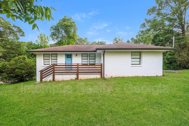 Building Photo - 3543 Bouldercrest Rd