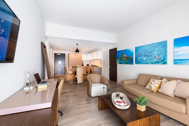 Building Photo - 777 N Ocean Dr