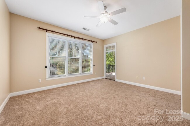 Building Photo - 5425 Closeburn Rd