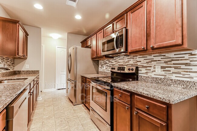 Building Photo - 157 Coosawatchie St