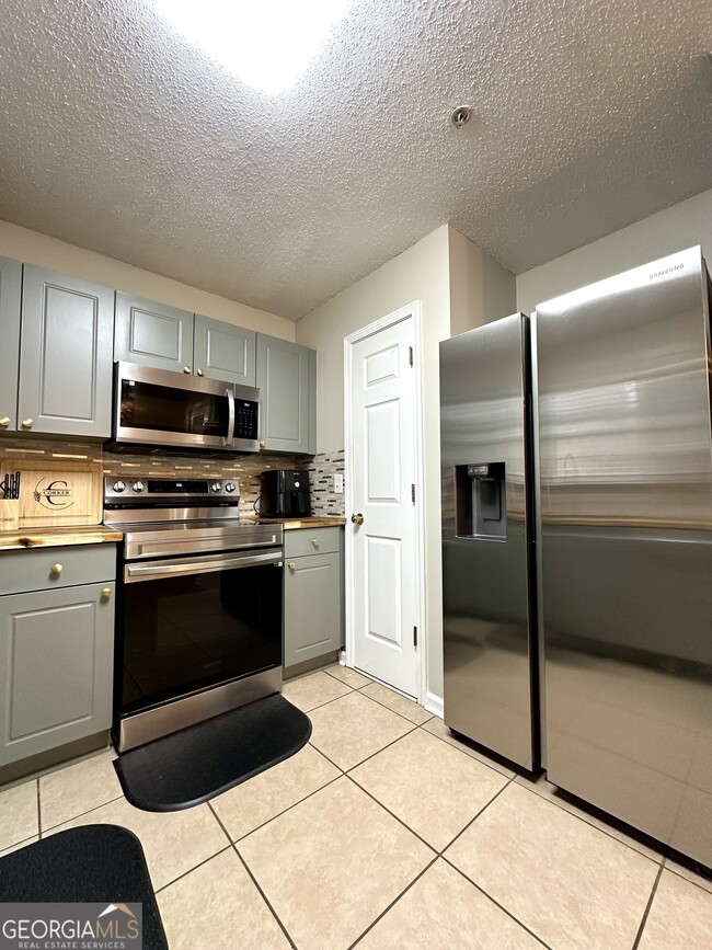 Building Photo - 236 Turnstone Rd