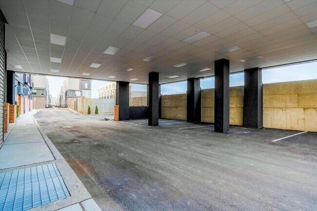 Building Photo - 2157 E Lehigh Ave