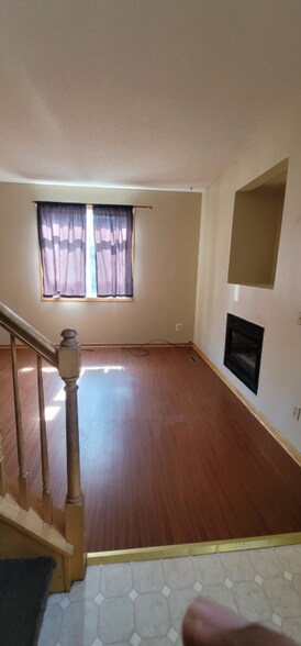 Building Photo - 665 Woodduck Dr