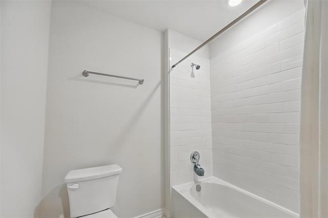 Building Photo - 312 Duke Ct