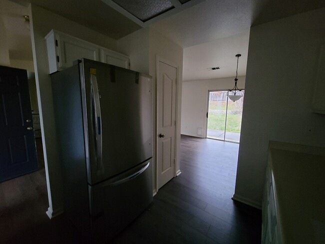 Building Photo - 1573 Wingsetter Way