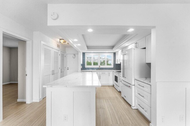 Building Photo - 2004 S Federal Hwy