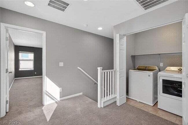 Building Photo - 5663 N Balsam St