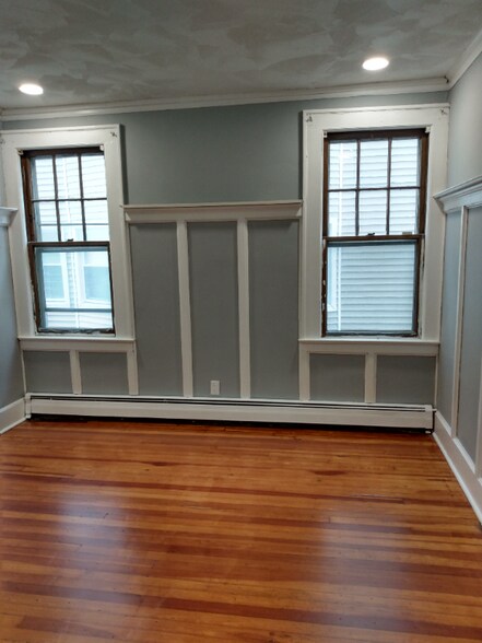 Building Photo - 1181 Clinton Ave