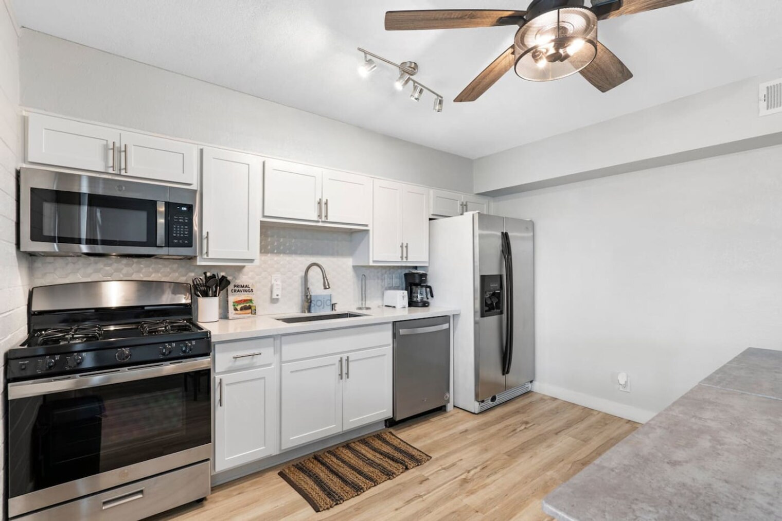 Building Photo - 3314 N 66th Pl