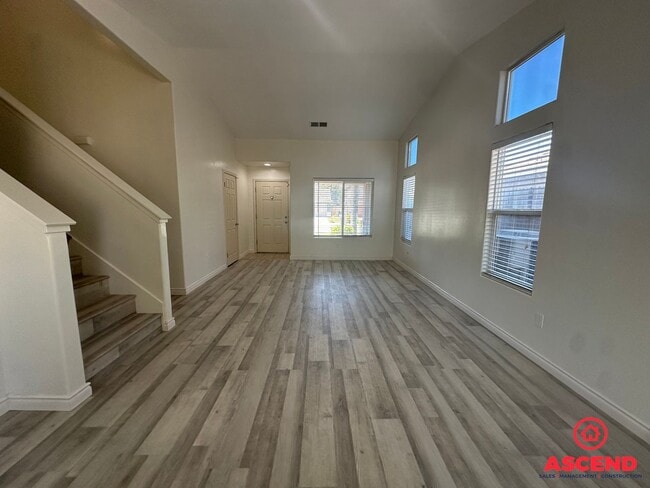 Building Photo - Gorgeous 2 Story Home off of Harris and Ol...
