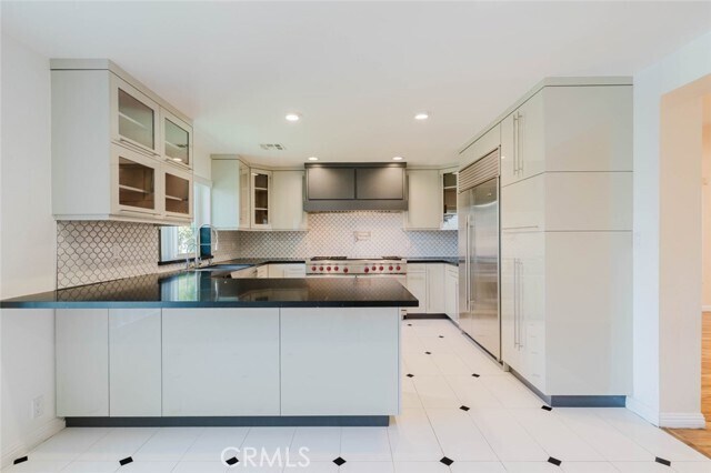 Building Photo - 7305 Verdugo Crestline Dr