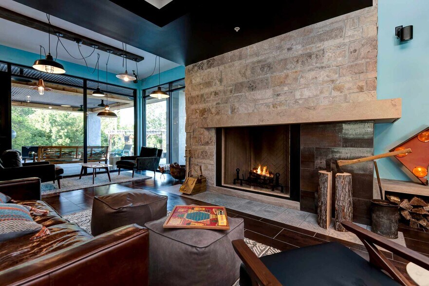 Primary Photo - Quarry Town