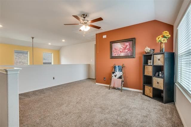 Building Photo - 2152 Miramar Dr