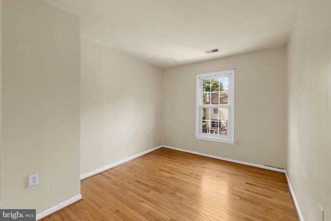 Building Photo - 10326 Colony Park Dr