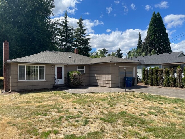 Building Photo - Fantastic SE Salem location!