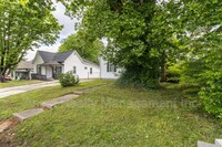 Building Photo - 2638 Barton St