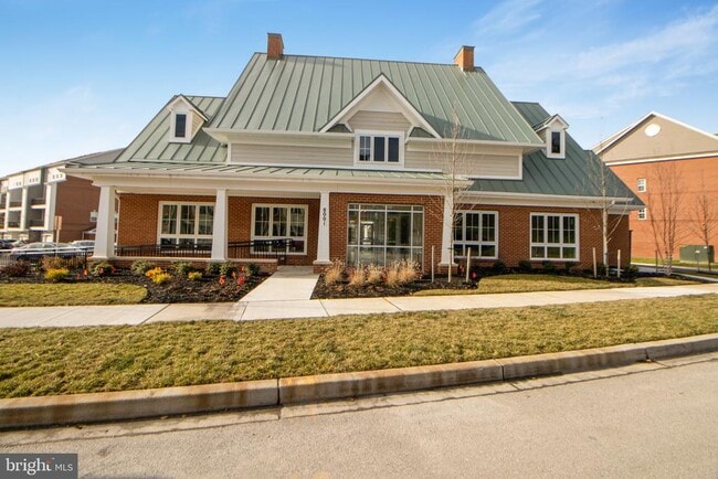 Building Photo - 7960 -B Potter Pl