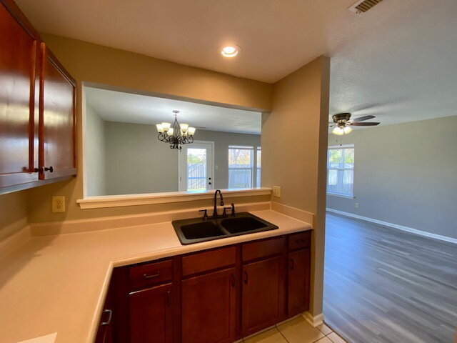 Building Photo - Stunning 3 Bedroom/3 Bath Home in Noblesville