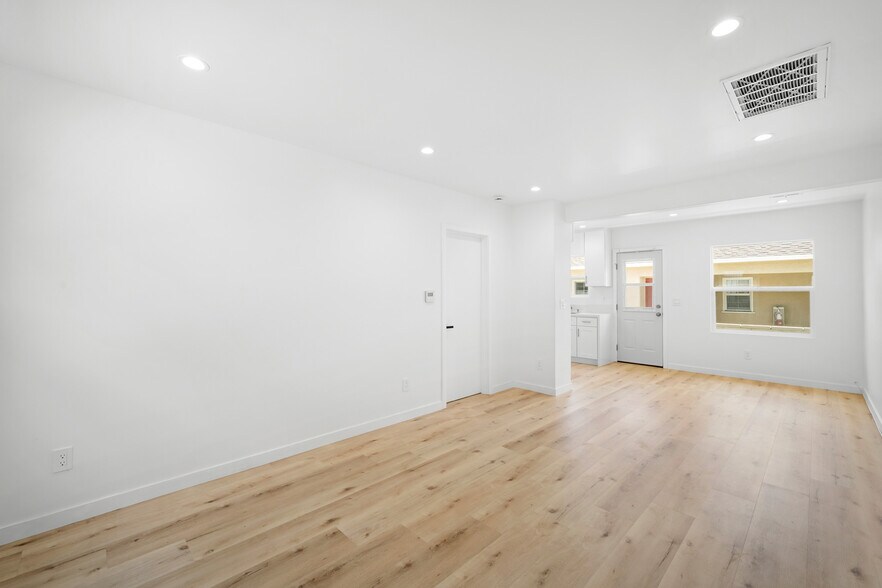 Building Photo - 1022 Spazier Ave