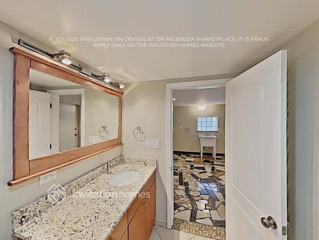 Building Photo - 7938 W Elmgrove Dr