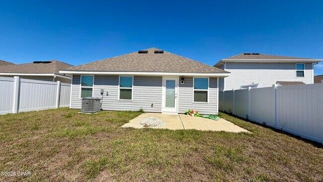 Building Photo - 6592 Kettles St