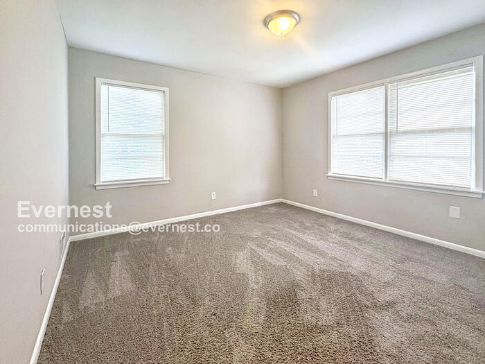 Building Photo - 764 82nd St S