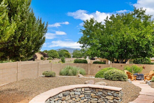 Building Photo - 5529 N Bremont Ct