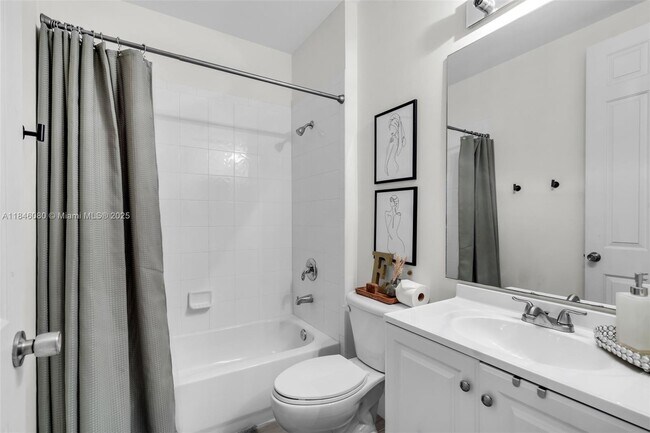 Building Photo - 447 Corte Madera Ln