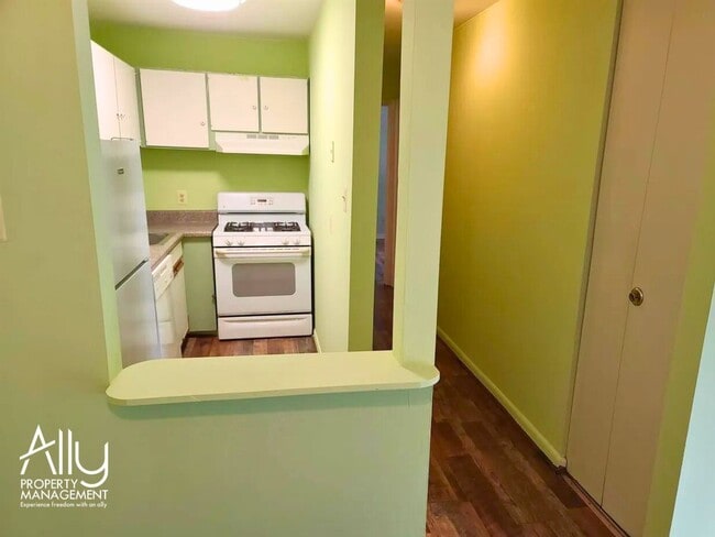 Building Photo - 840 Runnel Ct