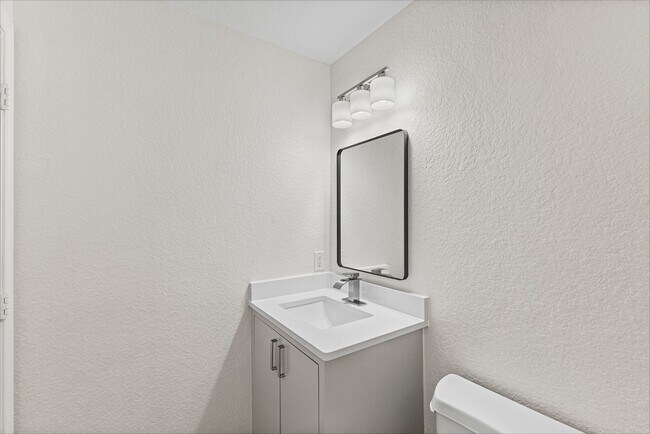 Building Photo - 9006 Wildbird Ln