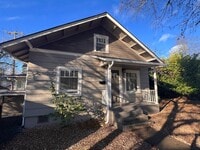 Building Photo - 5BD/2BA Gorgeous Vintage Home