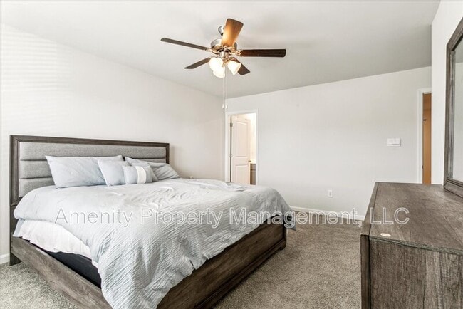 Building Photo - 1529 Stanford Ln