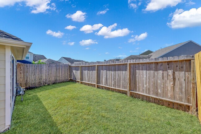 Building Photo - 29717 Buffalo Canyon Dr