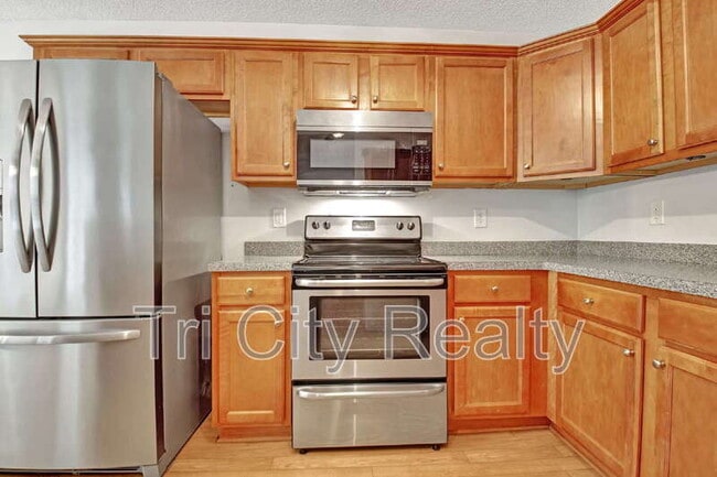 Building Photo - 69 Meadows Creek Ln